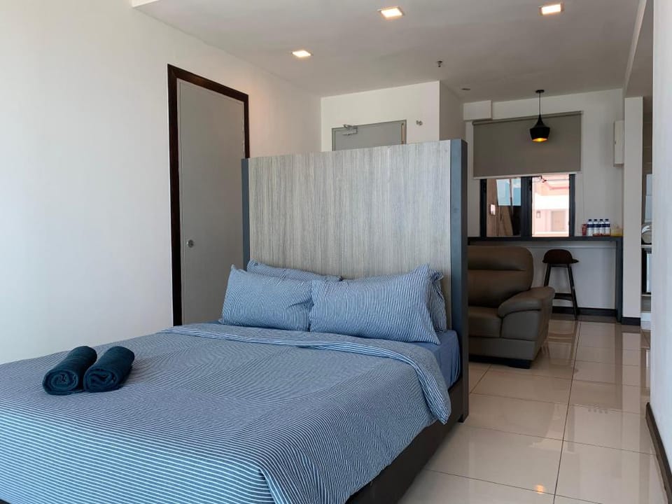 PD D’Wharf Superb Seaview Suite 6 (Up to 6 pax) Apartment in Port Dickson