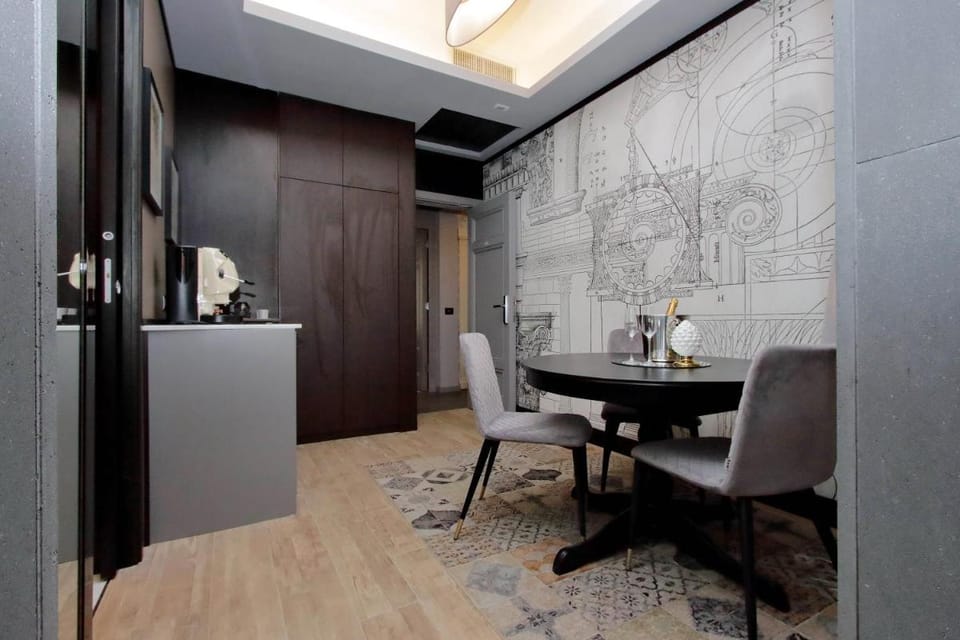 HELMIRAGE PIAZZA DI SPAGNA SUITE Bed and Breakfast in Rome