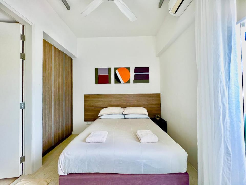 By The Sea, Penang 'A8 Apartment in Batu Ferringhi, Penang, Malaysia