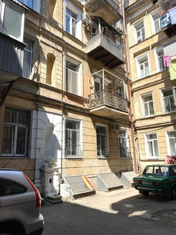 Cozy apartment just a step away from Deribasovskay Apartment in Odessa