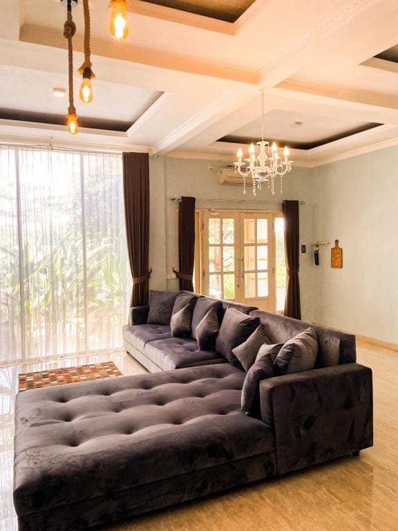 Villa Kamar Tamu Warungboto Villa in Yogyakarta