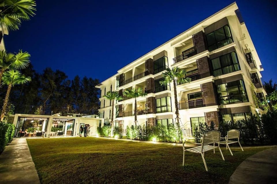 Cozy beachfront apartment at The Title E209 Apartment in Rawai
