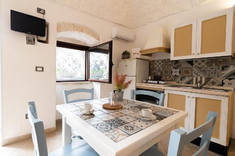 B&B Il Vico di Ostuni Suite by Typney  Vacation rental in Ostuni