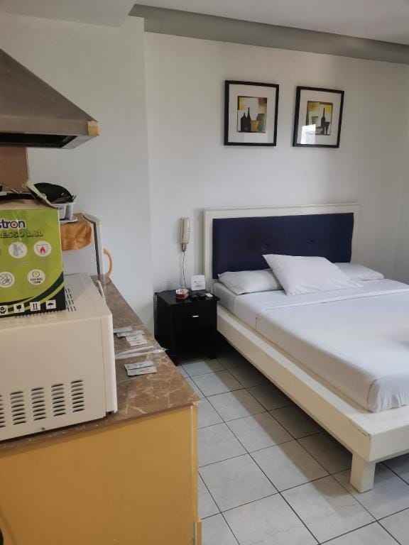 BEL AIR SOHO CONDOTEL Apartment in Makati