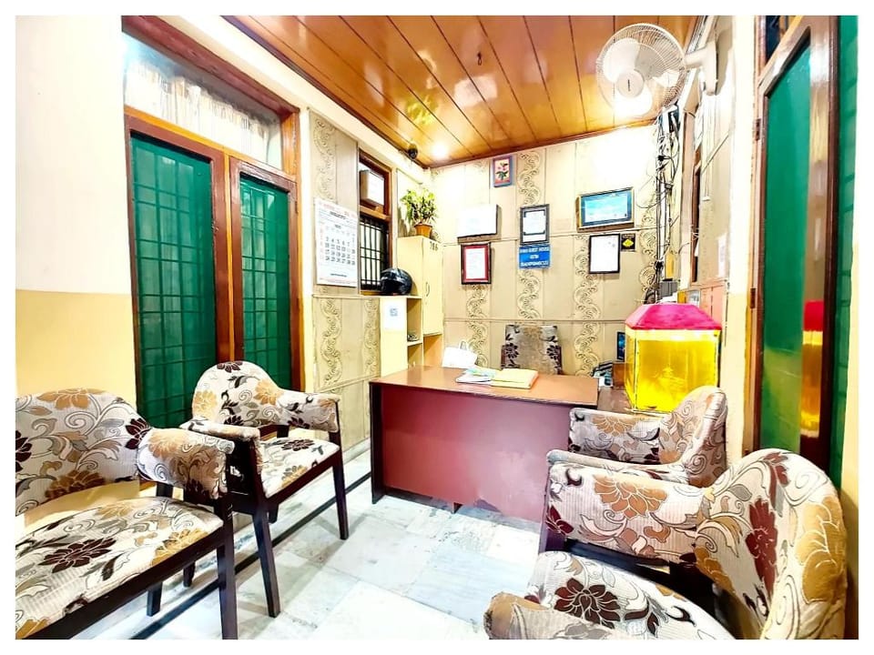 Goroomgo Shah Guest House Near Mall Road Nainital Hotel in Uttarakhand