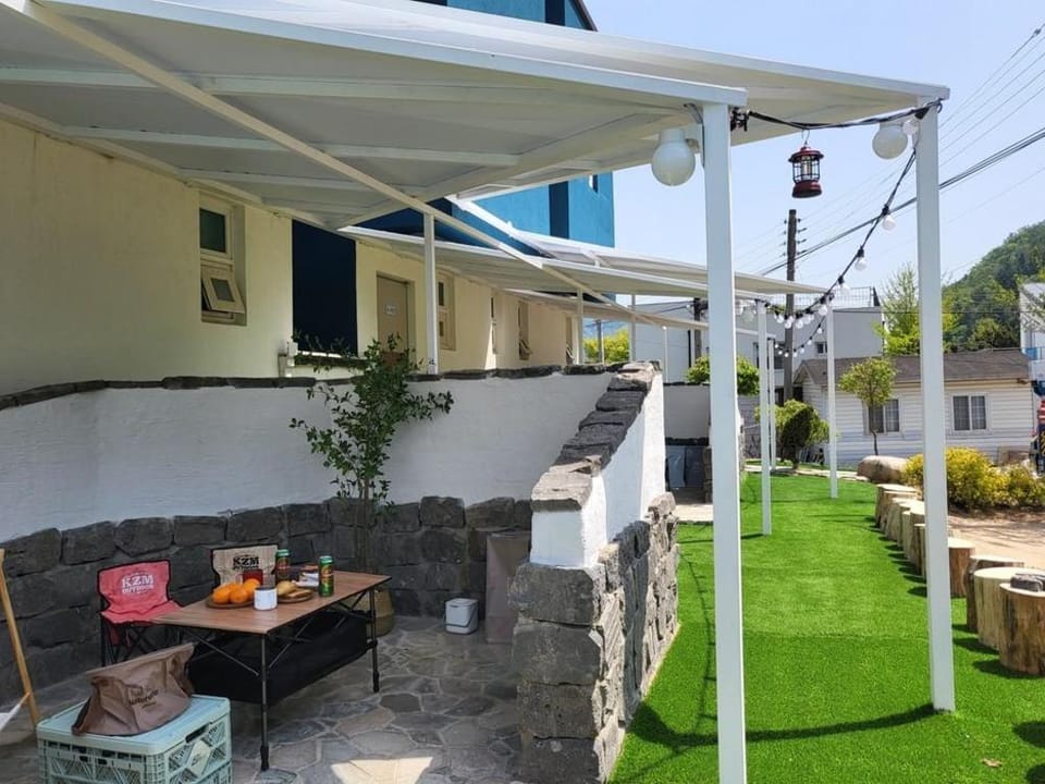 Gapyeong Dalgrin Kids Poolvilla Bed and Breakfast in Gyeonggi-do