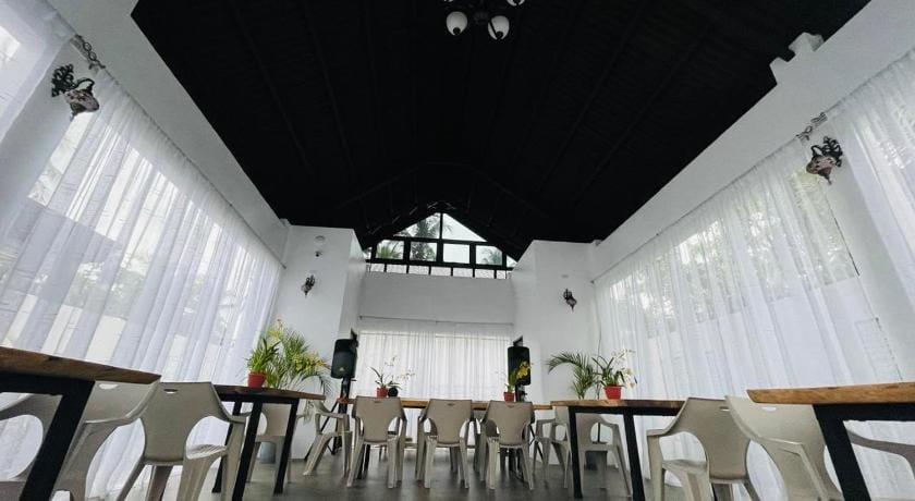 THISTLE INN Resort in Tagbilaran City
