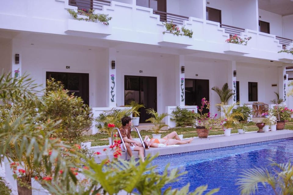 THISTLE INN Resort in Tagbilaran City
