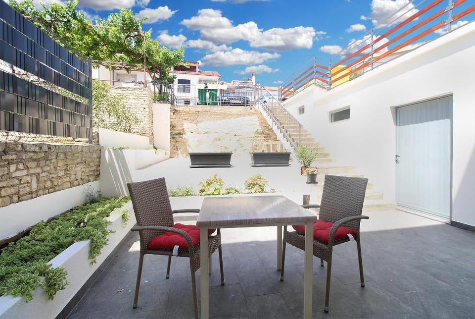 Apartment 2091 Apartment in Pula