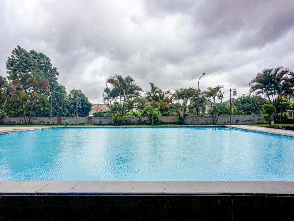 OYO 90949 Apartement Cibubur Village kaisar property Lobby B Hotel in Jakarta