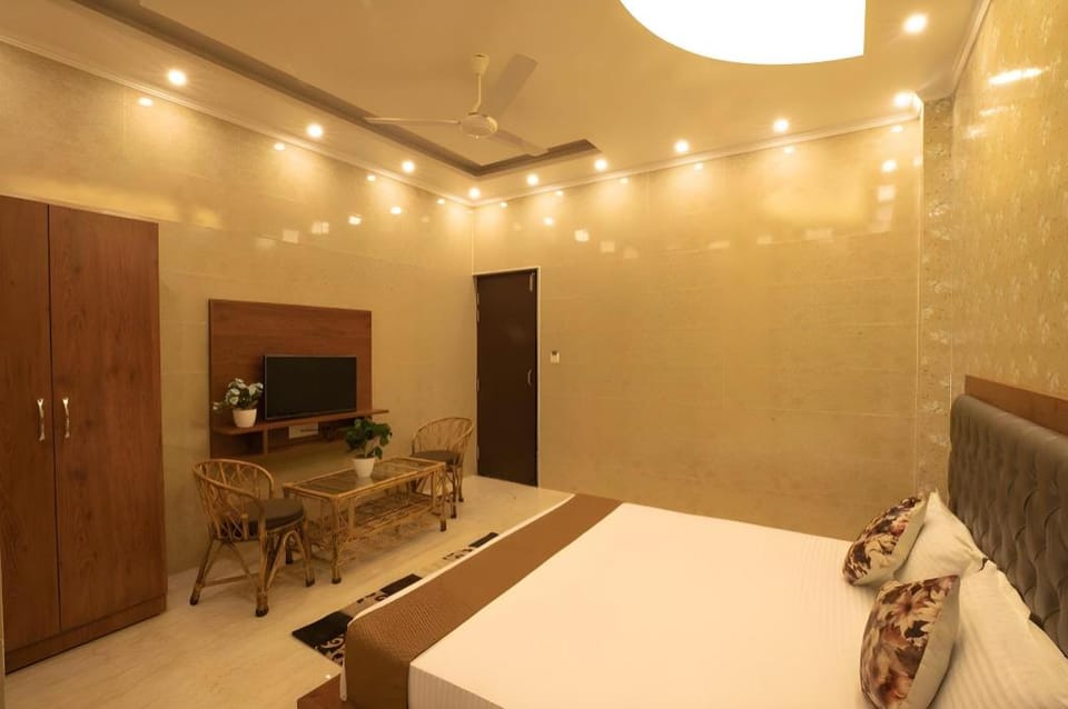 Hotel Gangotri Plaza Hotel in Rishikesh