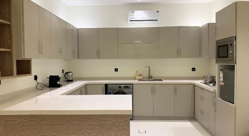 Kease Tawun B5-4 Royal touch  GZ96 Apartment in Riyadh