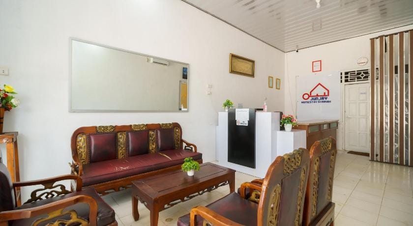 RedDoorz near Kampus UIN Lampung Hotel in Indonesia