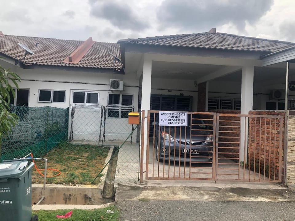 Anggerik Height Homesaty  Vacation rental in Selangor, Malaysia