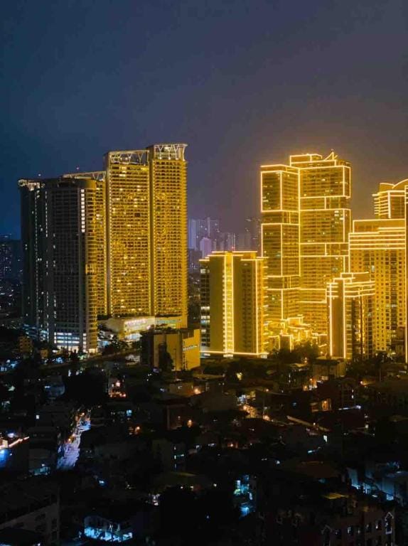 Studio Elegance Apartment in Makati