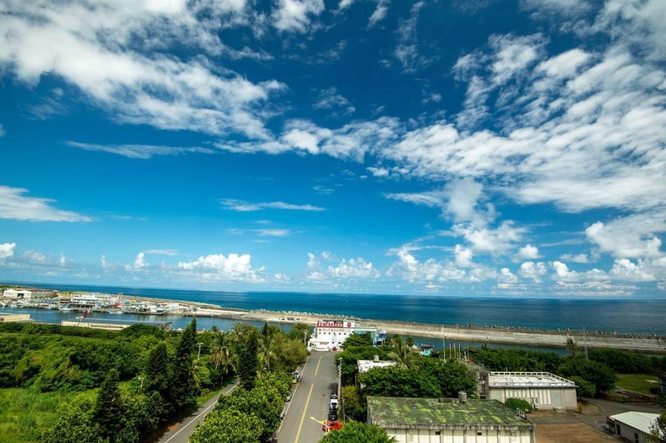 Stunning Oceanview Luxury Suite - Langman Haijing Fang Apartment in Taiwan, Province of China