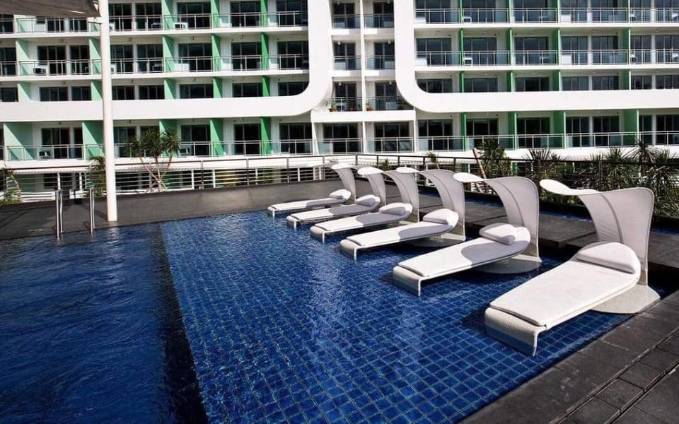 Azure Urban Resorts Residences Paranaque with 2BR  Apartment in Paranaque