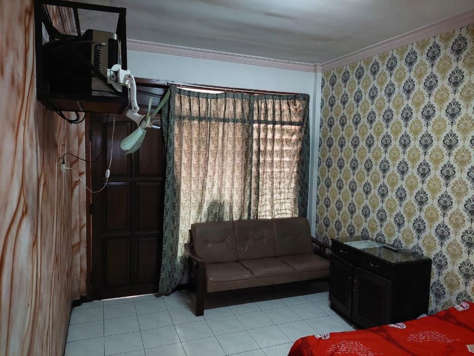Saiful Tretes Guesthouse Villa in East Java