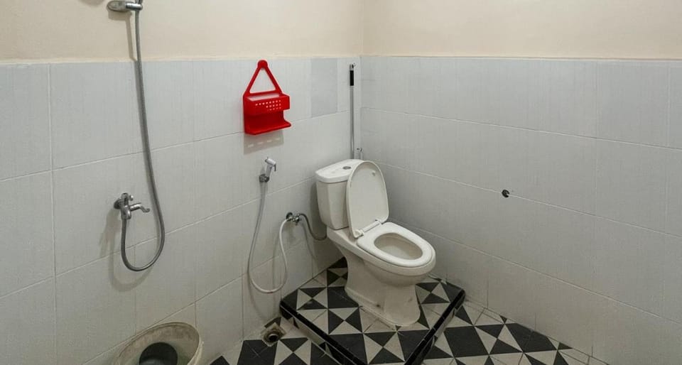 Valencia Homestay Redpartner Hotel in Indonesia