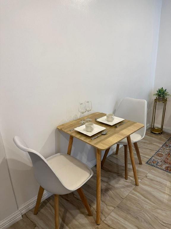 The Minimalist Studio with Balcony Apartment in Makati