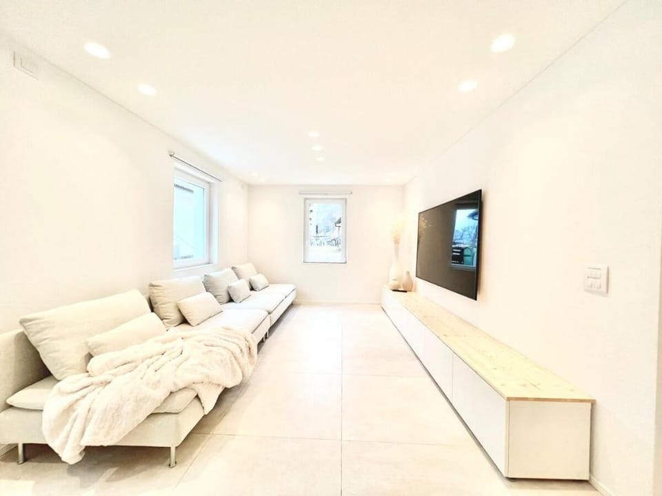 Boutique Villa 26 ★ in Gambarogno Villa in Canton of Ticino