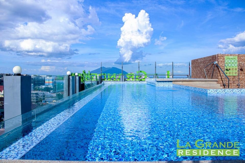 La Grande Residence- Grand Studio 1 Apartment in Angeles