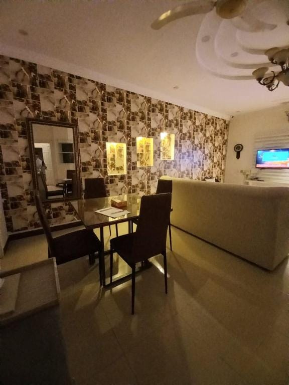 White House Residencia Bed and Breakfast in Islamabad