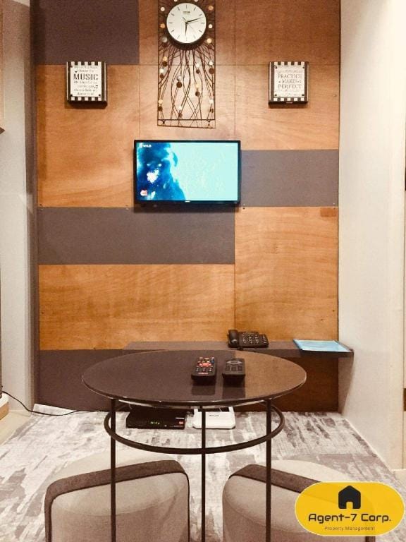FURNISHED 1BR WITH FREE PARKING and WIFI Apartment in Cebu City