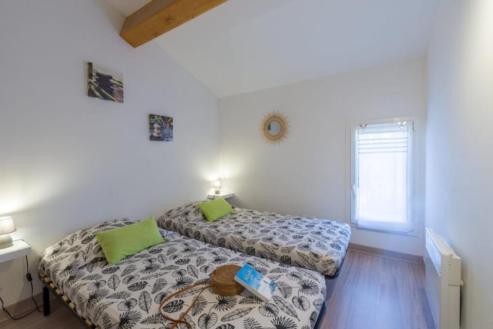 La Bastide, villa en duplex idéalement située à quelques pas de la mer Vacation rental in Hyères