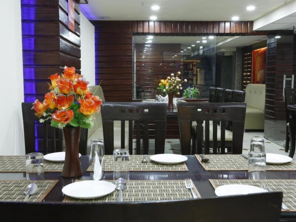 Hotel Tip Top Plaza Hotel in Jaipur