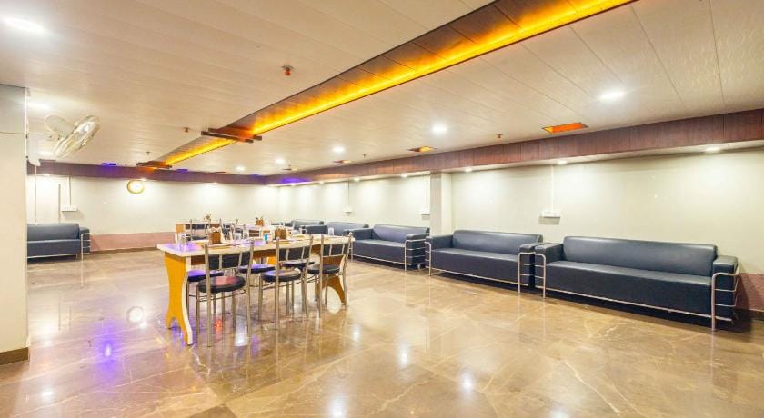 Treebo Saumendra Residency Hotel in Varanasi
