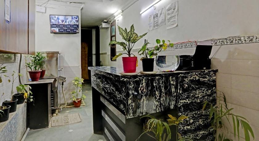 Hotel O Sunrise Villa Hotel in New Delhi