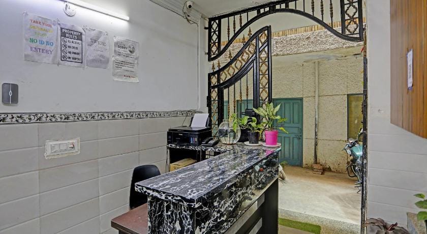 Hotel O Sunrise Villa Hotel in New Delhi