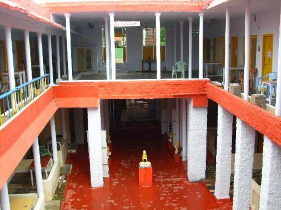 Lakshmi cottage Hotel in Tamil Nadu
