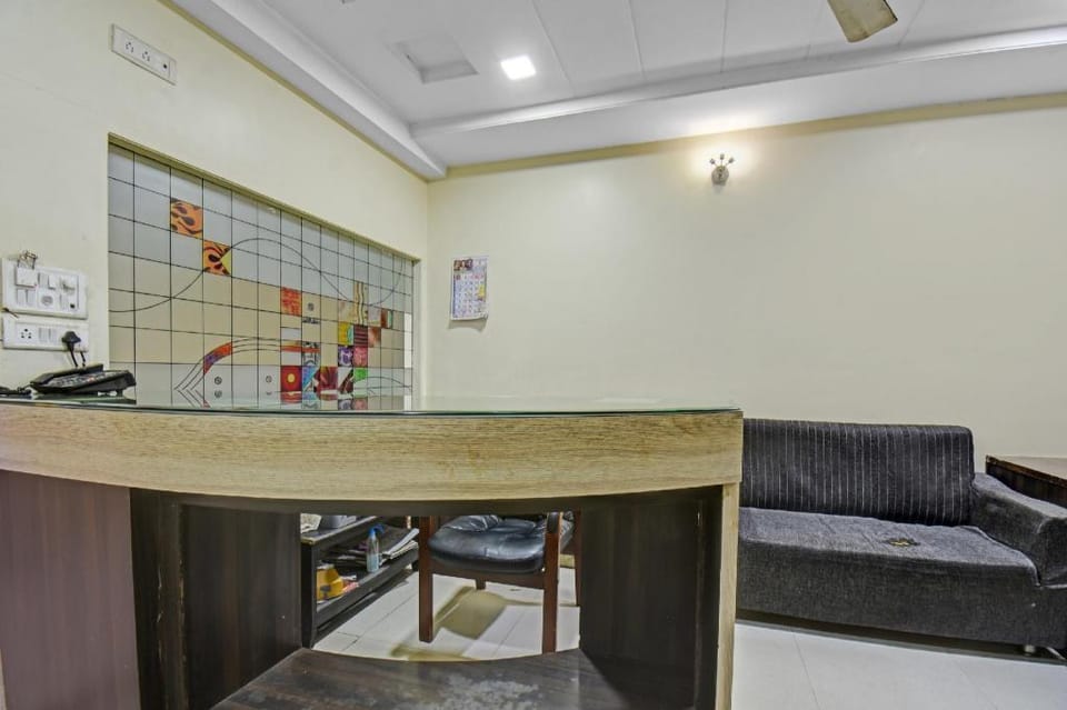 Hotel O by OYO Ramraj Inn Hotel in Maharashtra