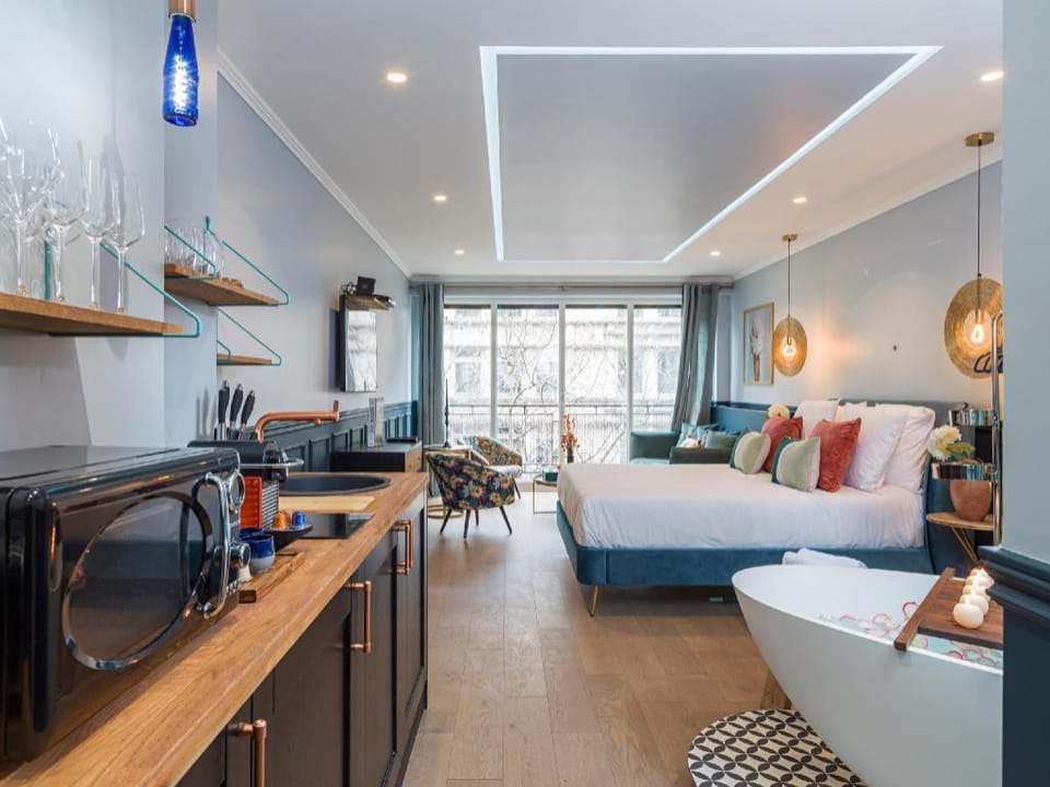 The Pop Art Suite Apartment in Paris