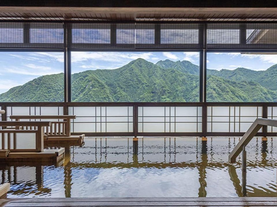 Yukemurinoyado Yuki-no-Hana Hotel in Japan