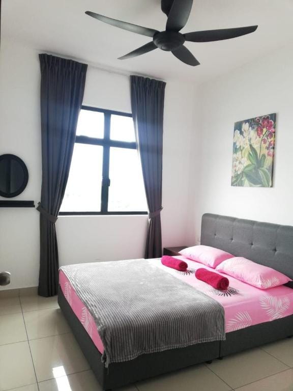 HomestayDesaruDeHumaira Apartment in Johor