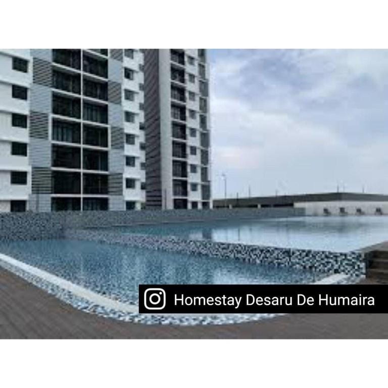 HomestayDesaruDeHumaira Apartment in Johor