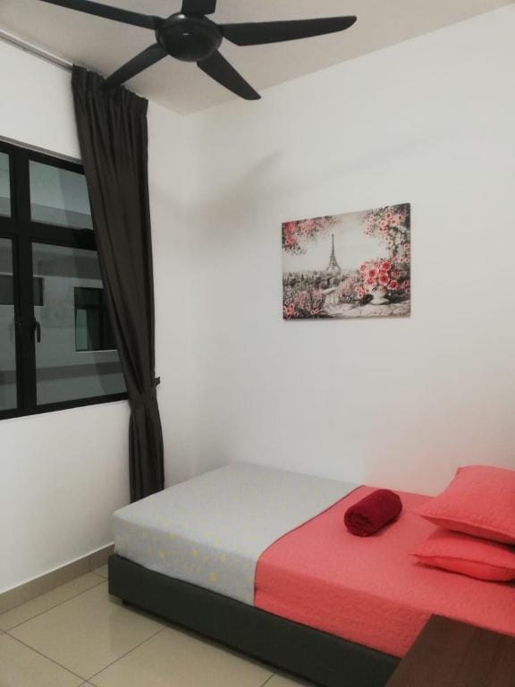 HomestayDesaruDeHumaira Apartment in Johor
