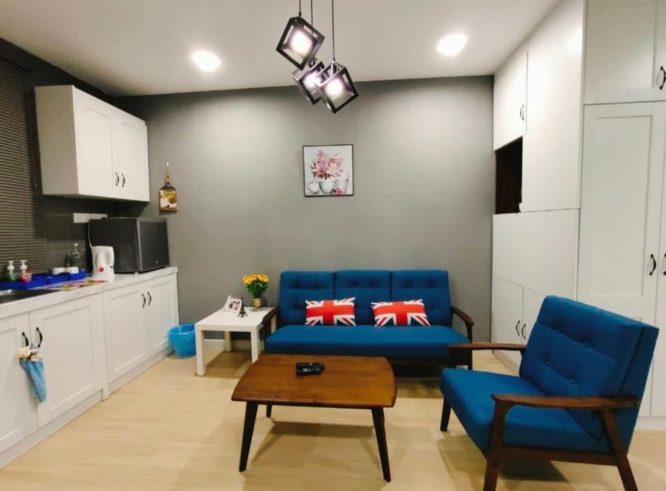 Champs Elysees Homestay with City and Disney view Apartment in Perak
