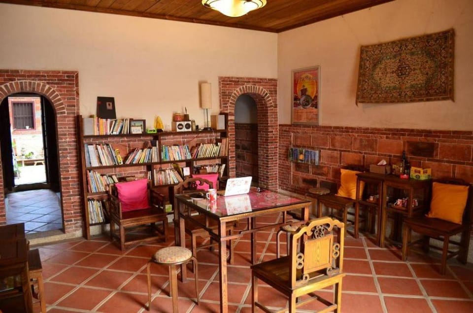 Hotel Iris Bed and Breakfast in Xiamen