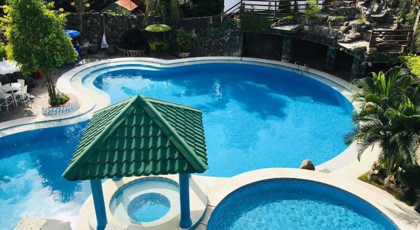 Jazkimronan Resort Hotel in Tagaytay