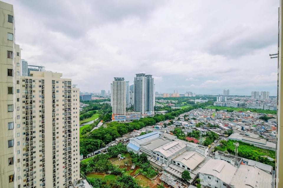 Simply Look Studio Maple Park Sunter By Travelio Apartment in Jakarta