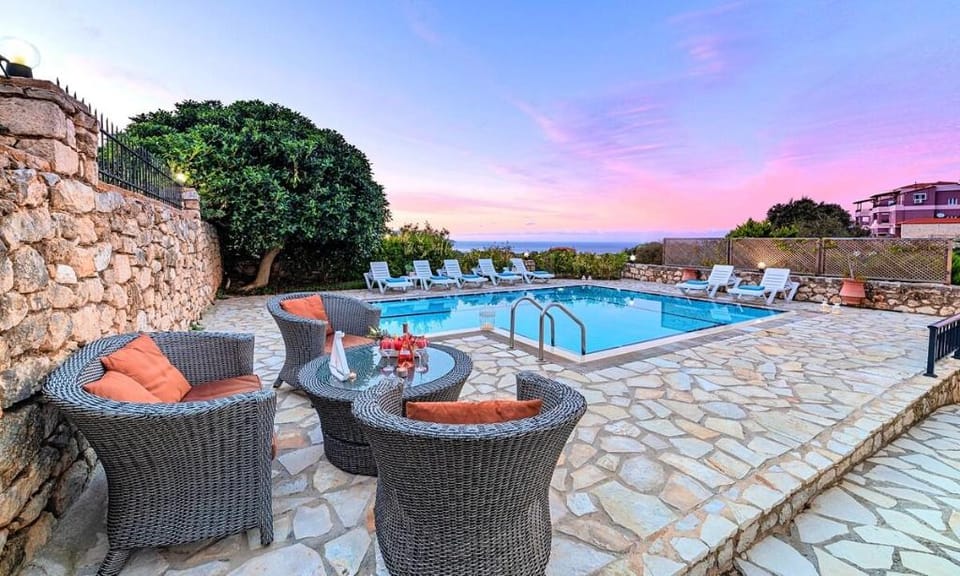 Mare Blue Villas 20 guests with 2 Heated Pools Villa in Crete