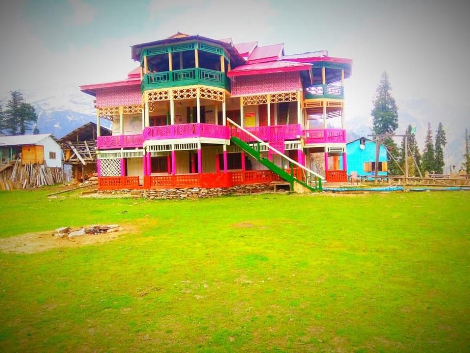 Elysium Inn Guest House Vacation rental in Pakistan