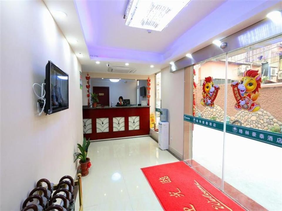Shell Hotel Shnghai South Railway Station Luoxiang Road Hotel in Shanghai