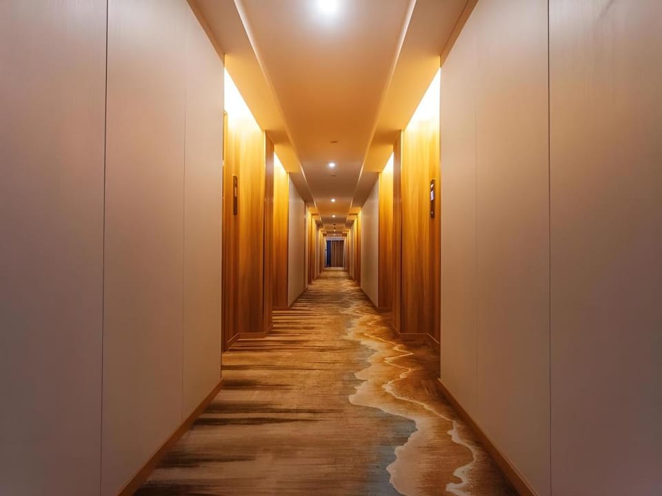 VX Hotel Haikou Meilan International Airport East High-Speed Railway Station Hotel in Hainan