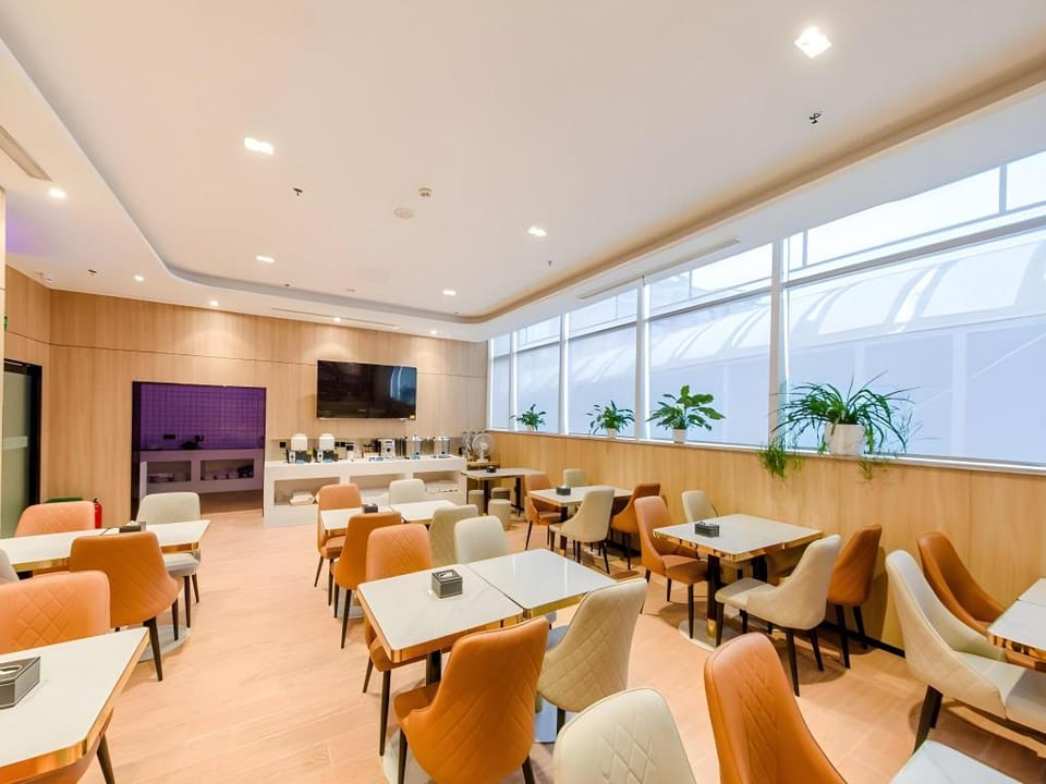 VX Hotel Beijing Fengtai County Headquarters Base Hotel in Beijing