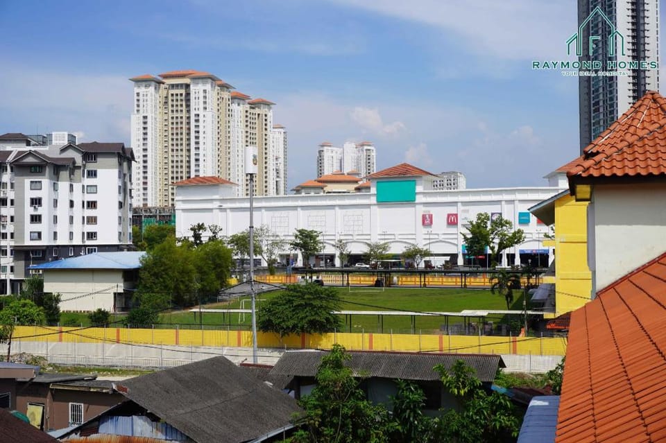 Casa Awal B 5BR for 14pax Vacation rental in Tanjung Bungah